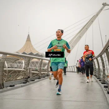 Runner Photo 8589857