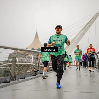 Runner Photo 8589861