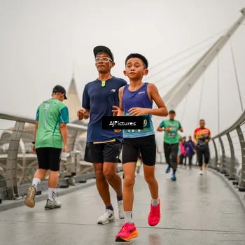 Runner Photo 8589873