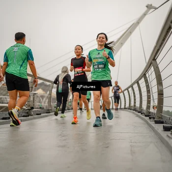 Runner Photo 8589889