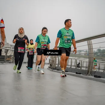 Runner Photo 8589898