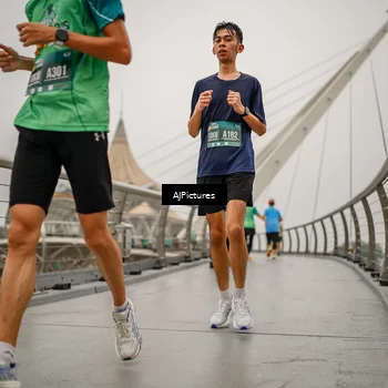 Runner Photo 8589903