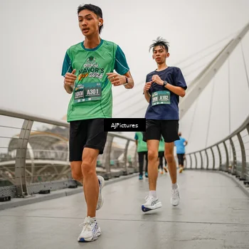 Runner Photo 8589913
