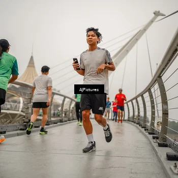Runner Photo 8589919