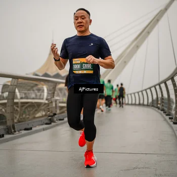 Runner Photo 8589964