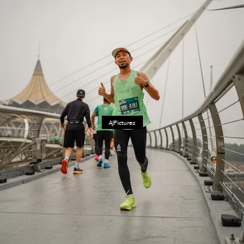 Runner Photo 8589997