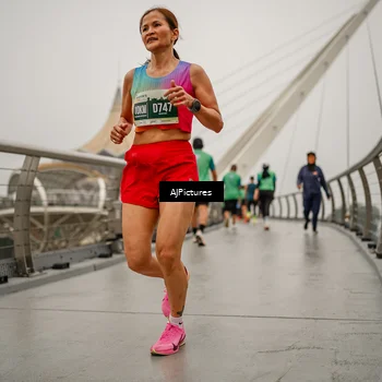 Runner Photo 8590003
