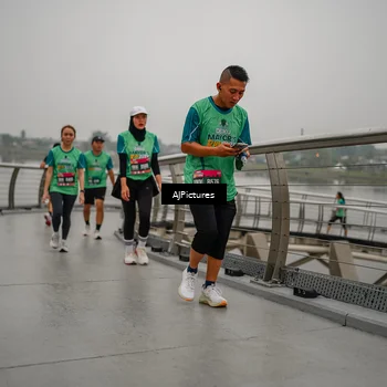 Runner Photo 8590009