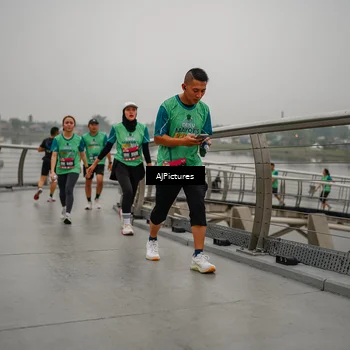 Runner Photo 8590025