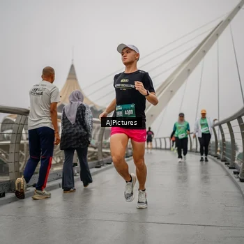 Runner Photo 8590031