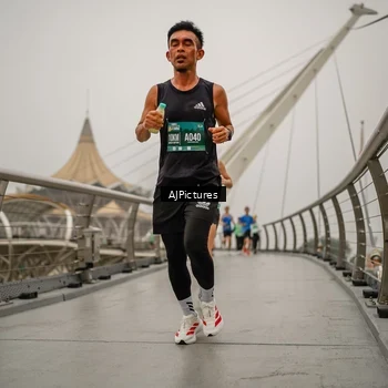Runner Photo 8590033