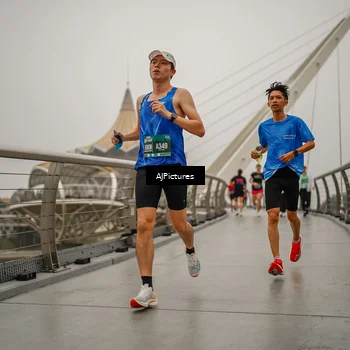 Runner Photo 8590038