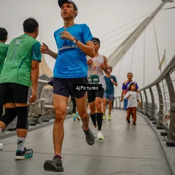 Runner Photo 8590065