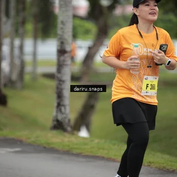 Runner Photo 8590070