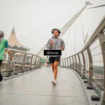 Runner Photo 8590077