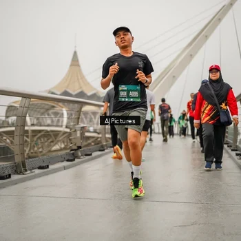 Runner Photo 8590087