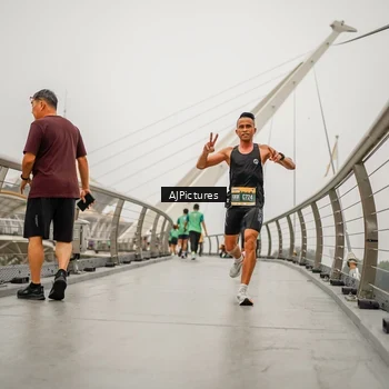 Runner Photo 8590118