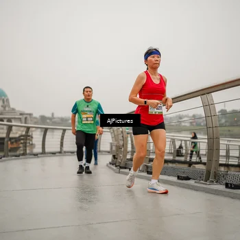 Runner Photo 8590267