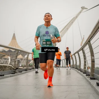 Runner Photo 8590268
