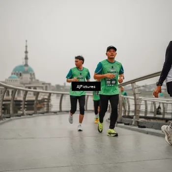 Runner Photo 8590362