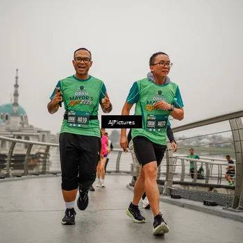 Runner Photo 8590373