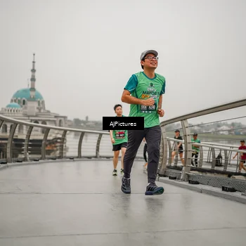 Runner Photo 8590399