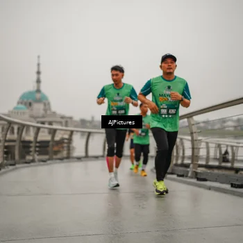 Runner Photo 8590402