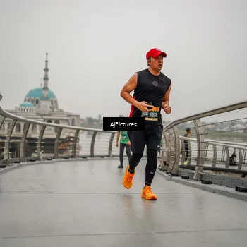 Runner Photo 8590408