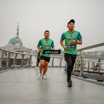 Runner Photo 8590420