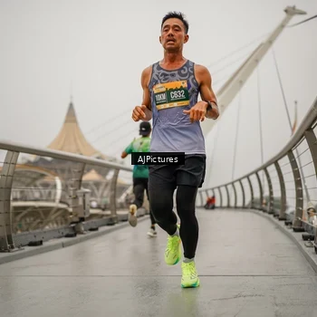 Runner Photo 8590423