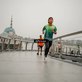Runner Photo 8590437