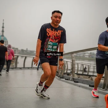 Runner Photo 8590443