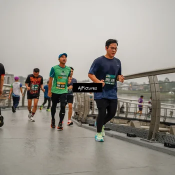 Runner Photo 8590458