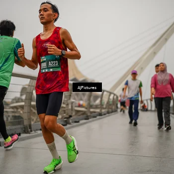 Runner Photo 8590464