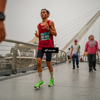 Runner Photo 8590467