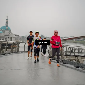 Runner Photo 8590483