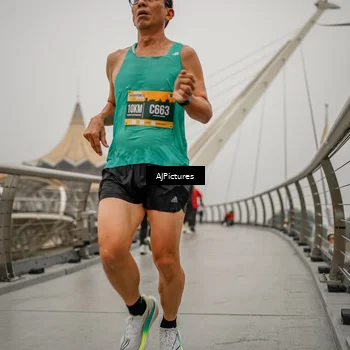 Runner Photo 8590484