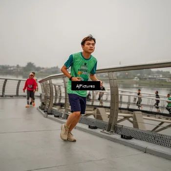 Runner Photo 8590487