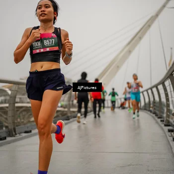 Runner Photo 8590502