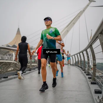 Runner Photo 8590507