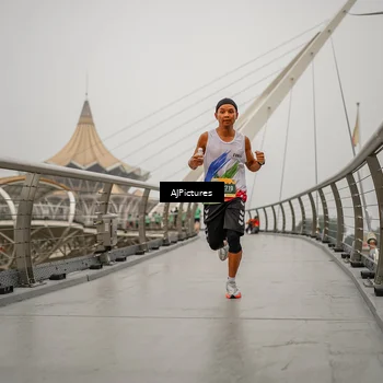 Runner Photo 8590513