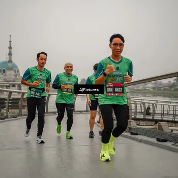 Runner Photo 8590537