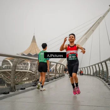 Runner Photo 8590607