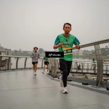 Runner Photo 8590650