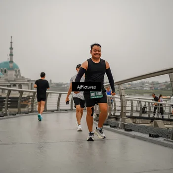 Runner Photo 8590653