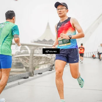 Runner Photo 8590673