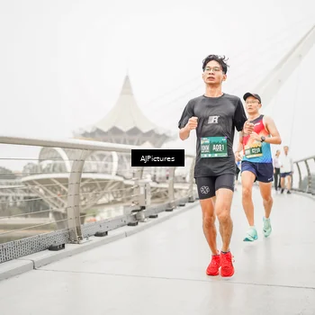 Runner Photo 8590677
