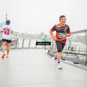 Runner Photo 8590695