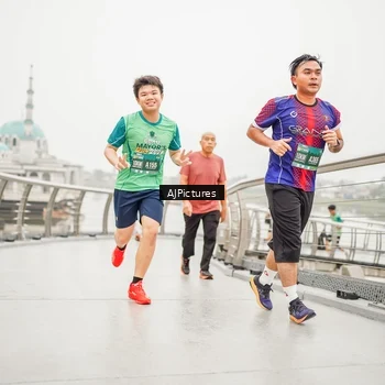 Runner Photo 8590711