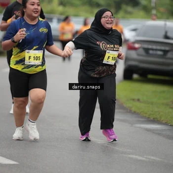 Runner Photo 8590715